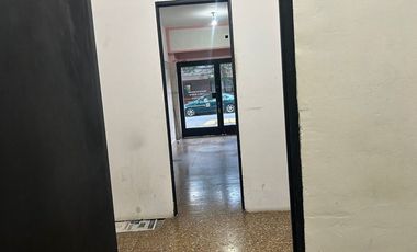 ALQUIER LOCAL EN ALMAGRO SIN EXPENSAS