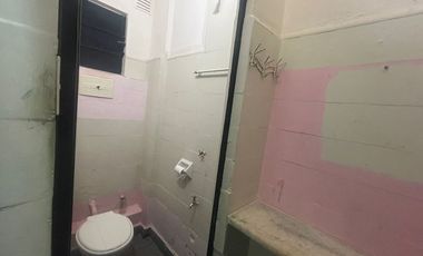 ALQUIER LOCAL EN ALMAGRO SIN EXPENSAS