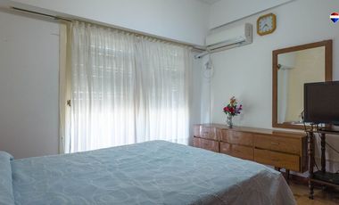 2 Galpones en Venta en Villa Dominico c vivienda