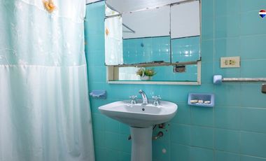 2 Galpones en Venta en Villa Dominico c vivienda