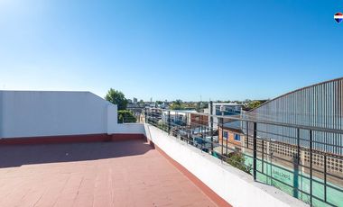 2 Galpones en Venta en Villa Dominico c vivienda