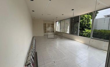 Local Comercial en Planta Alta en Renta en Colinas del Cimatario