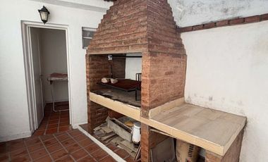 VENTA DUPLEX SOBRE 24 DE SEPTIEMBRE Y SAAVEDRA