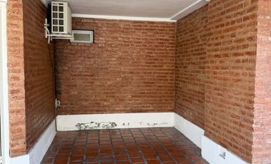 VENTA DUPLEX SOBRE 24 DE SEPTIEMBRE Y SAAVEDRA