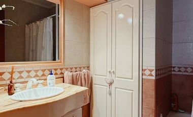 Casa en venta c/ cochera en Villa Mitre