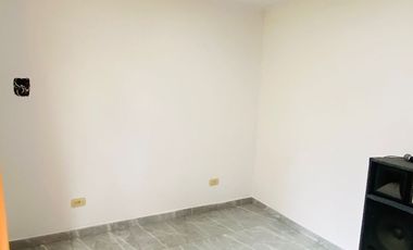 Casa en venta c/ cochera en San José