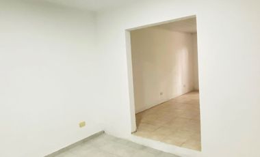 Casa en venta c/ cochera en San José