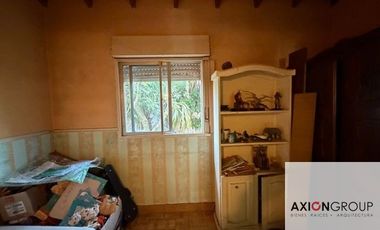 Casa en venta de 3 Dormitorios con  cochera para 2 autos cubiertos Tolosa