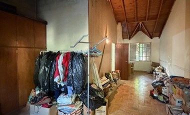 Casa en venta de 3 Dormitorios con  cochera para 2 autos cubiertos Tolosa
