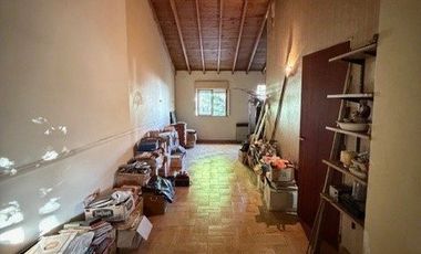 Casa en venta de 3 Dormitorios con  cochera para 2 autos cubiertos Tolosa