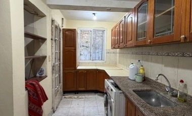 Casa en venta de 3 Dormitorios con  cochera para 2 autos cubiertos Tolosa