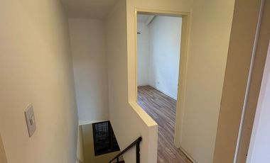 ALQUILER DUPLEX 3 AMB CON PATIO Y COCHERA EN RAMOS MEJIA