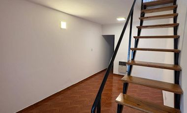ALQUILER DUPLEX 3 AMB CON PATIO Y COCHERA EN RAMOS MEJIA