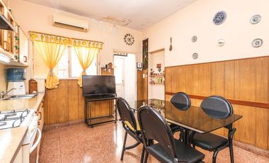VENTA CASA 3 AMBIENTES MORON
