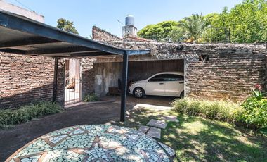 VENTA CASA 3 AMBIENTES MORON