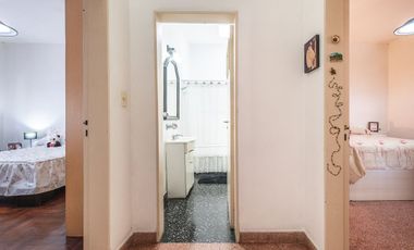 VENTA CASA 3 AMBIENTES MORON