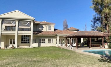 CASA CONDOMINIO ALGARROBAL CHICUREO
