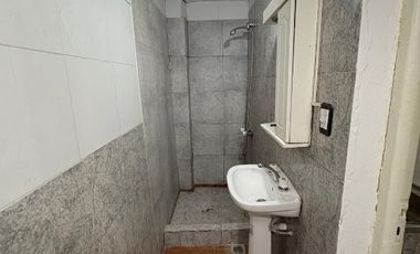 Departamento Tipo Casa en alquiler en Lanus Este