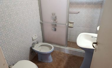 ALQUILER 3 AMBIENTES BALCON Y COCHERA