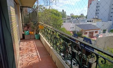 ALQUILER 3 AMBIENTES BALCON Y COCHERA