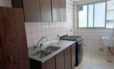 ALQUILER 3 AMBIENTES BALCON Y COCHERA