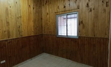 Departamento en alquiler en Isidro Casanova