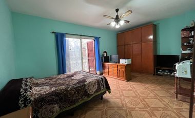 CASA EN VENTA 3 AMB V. SOLDATI CON PATIO Y JARDIN