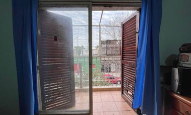 CASA EN VENTA 3 AMB V. SOLDATI CON PATIO Y JARDIN