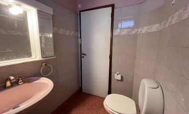 CASA EN VENTA 3 AMB V. SOLDATI CON PATIO Y JARDIN