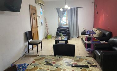 CASA MAS LOCAL. ZONA CENTRO CIVICO. CAPITAL