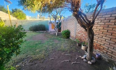 CASA DE 3 DORMITORIOS. B° LAS VIÑAS, SANTA LUCÍA