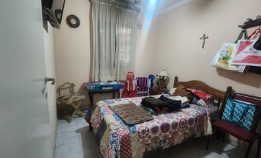 CASA DE 3 DORMITORIOS. B° LAS VIÑAS, SANTA LUCÍA