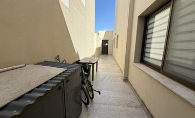 CASA DE CATEGORIA EN BARRIO PRIVADO. RIVADAVIA