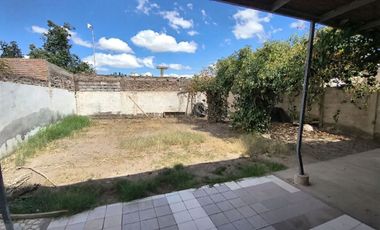 CASA APTA CRED. 4 DORM. B° LOS TAMARINDOS. CHIMBAS