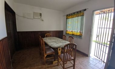 CASA APTA CRED. 4 DORM. B° LOS TAMARINDOS. CHIMBAS