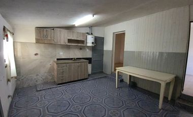 CASA APTA CRED. 4 DORM. B° LOS TAMARINDOS. CHIMBAS