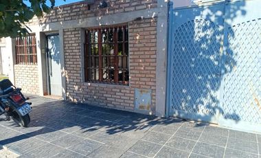 CASA EN CHIMBAS, A 500 METROS DE RUTA 40.