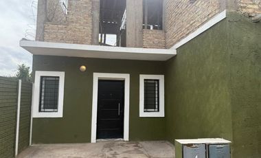 Casa Esquina, Zona Hiper Libertad. Capital