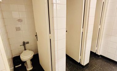 MEDIO PISO 6 OFICINAS ALQUILER TUCUMAN Y FLORIDA