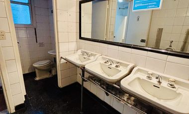 MEDIO PISO 6 OFICINAS ALQUILER TUCUMAN Y FLORIDA