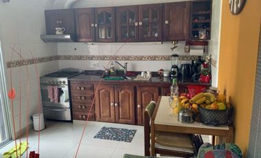 CASA 3 AMBIENTES EN VENTA  LOMAS DE ZAMORA