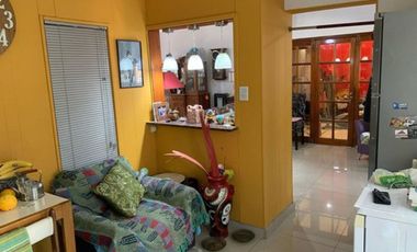 CASA 3 AMBIENTES EN VENTA  LOMAS DE ZAMORA