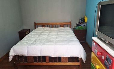CASA 2 PISOS EN VENTA CONDOMINIO 4 DORM. EN ALTO HOSPICIO