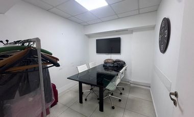 Oficina corporativa en alquiler – SEGURIDAD 24HS