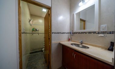 CASA EN VENTA IBARLUCEA 3 DORMITORIOS Y COCHERA