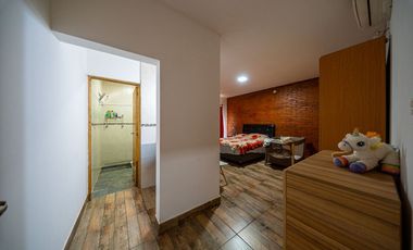 CASA EN VENTA IBARLUCEA 3 DORMITORIOS Y COCHERA