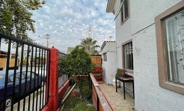 CASA AISLADA EN VENTA DE 3 DORM. 2 BAÑOS EN QUILICURA