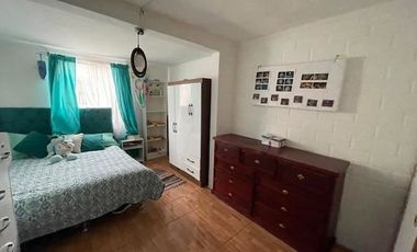 CASA AISLADA EN VENTA DE 3 DORM. 2 BAÑOS EN QUILICURA