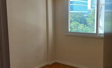 Alquiler Departamento 2 ambientes Vte.Lopez al Rio