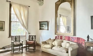 CASA EN VENTA DE 6 DORM. EN VALPARAÍSO